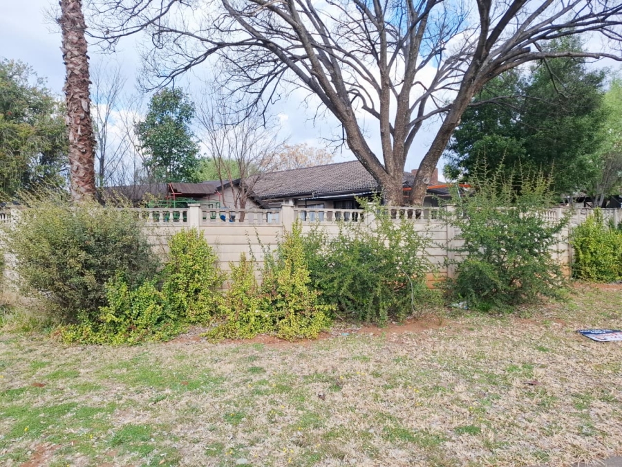 4 Bedroom Property for Sale in Uitsig Free State